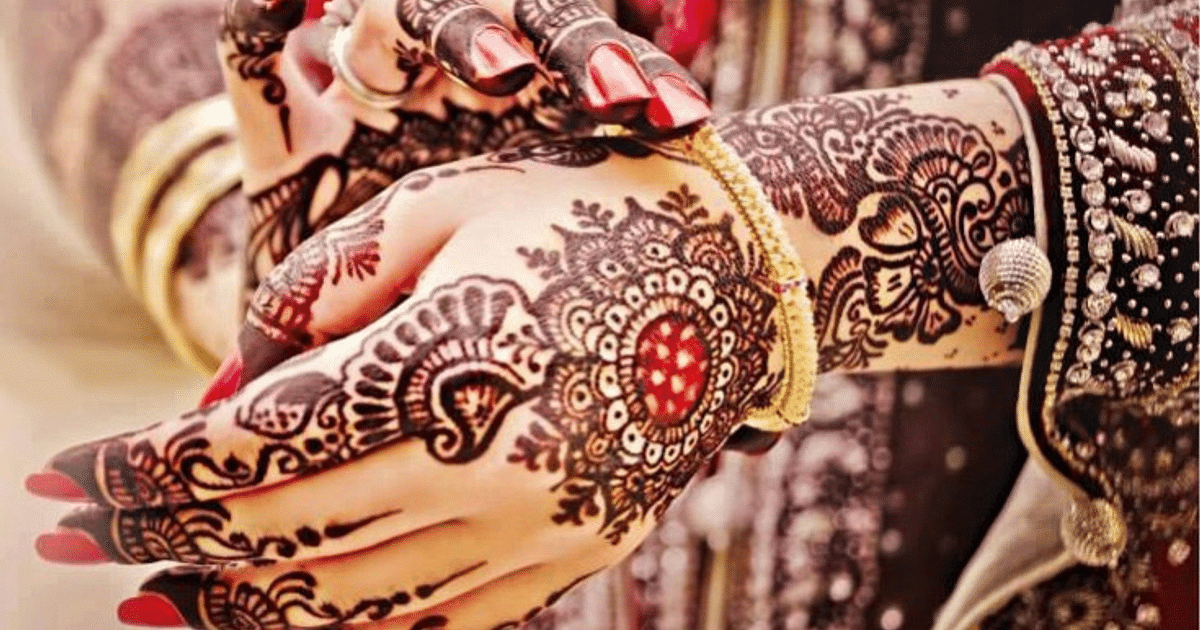 Karwa Chauth 2023 Mehndi Designs: Finalize easy and stunning mehndi designs for Karwa Chauth.