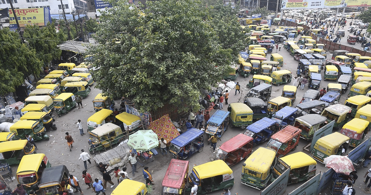How many autos on which route in Patna?  Police is preparing database, taking information from stand operators