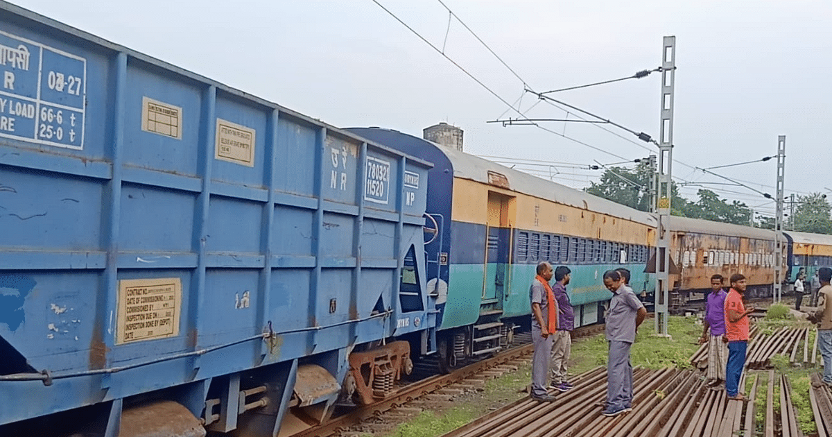 Indian Railways News: Major accident averted in Jharkhand, goods train started running without engine in Sahibganj