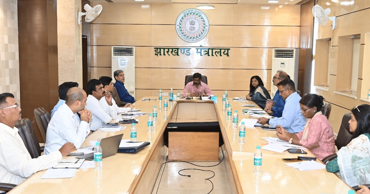 Jharkhand: CM Hemant Soren's high level meeting, gave this mantra regarding human trafficking, child labor and migrant workers