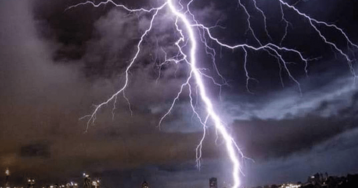 Jharkhand News: Two killed, seven injured due to lightning during football match in Dumka