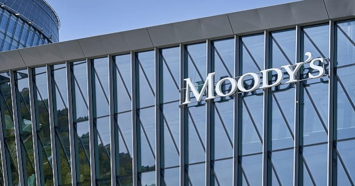 Moody's again expressed confidence in the Indian economy, increased the rate of growth to 6.7 percent