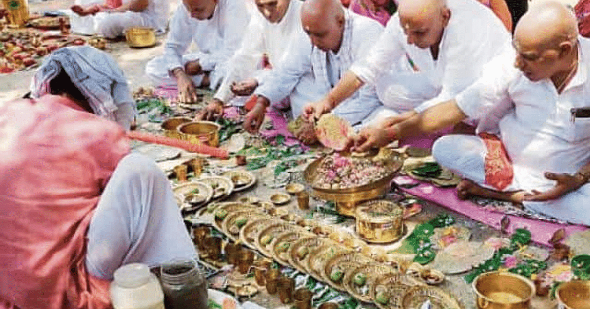 Pitru Paksh 2023: How to do Pind Daan and Tarpan in Pitru Paksha, know the method and rules of performing Shraddha.