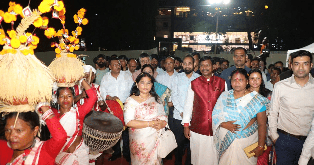 PHOTOS: Union Minister Arjun Munda inaugurated Aadi Mahotsav, Mini India landed in Jamshedpur