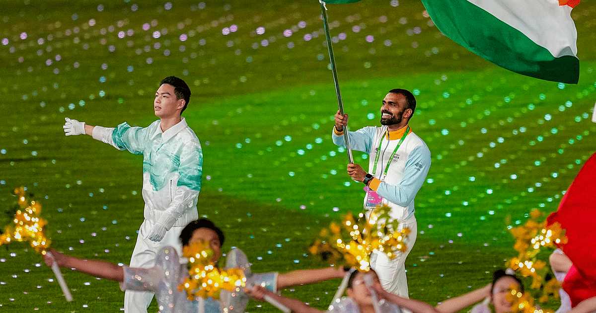 Asian Games: Hangzhou Asian Games concluded with a colorful ceremony, Sreejesh held the Indian flag