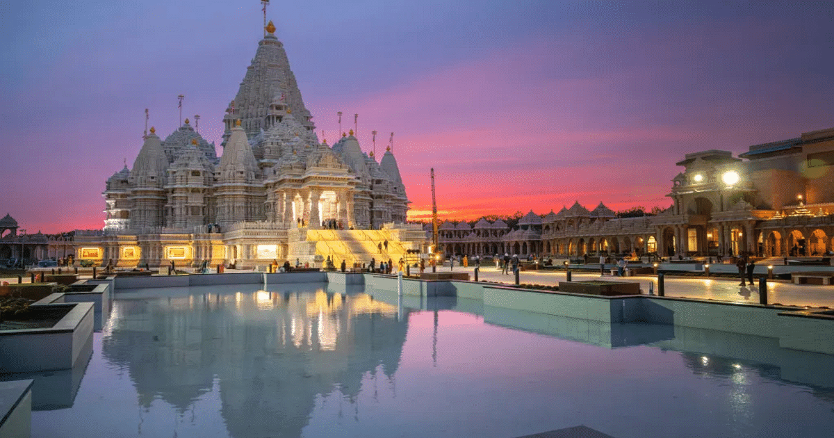 PHOTOS: This is the view of America's Akshardham temple, the largest Hindu temple is in New Jersey.