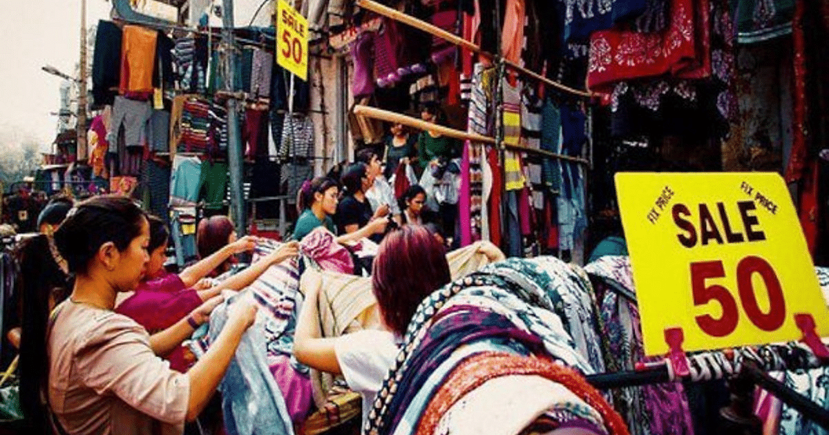 PHOTOS: Shopping starts from just Rs 10 in these markets of the capital Lucknow, foreigners also shop