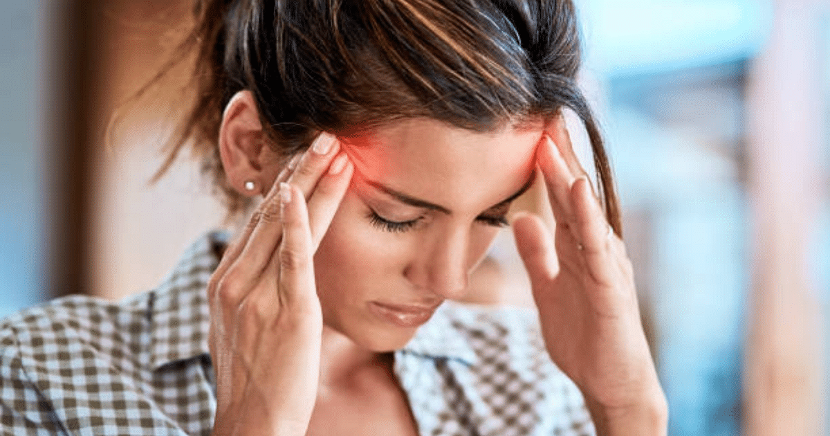 Are you troubled by headache due to weather change? These home remedies will relieve the pain.
