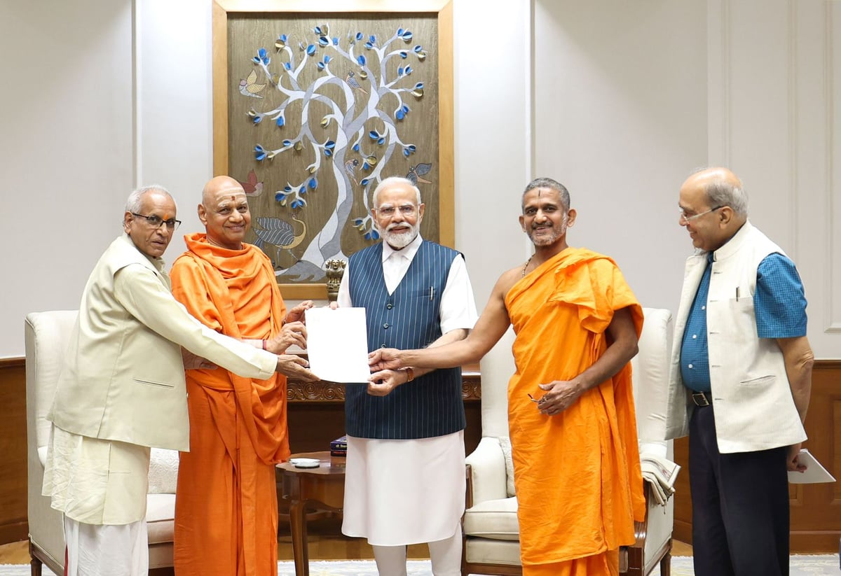 Ayodhya: PM Modi will consecrate Ramlala idol on January 22, Trust gives invitation