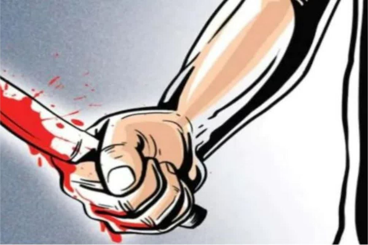 Bengal Crime News: 88 year old husband got angry at 63 year old wife, injured her by stabbing her countless times with a knife.