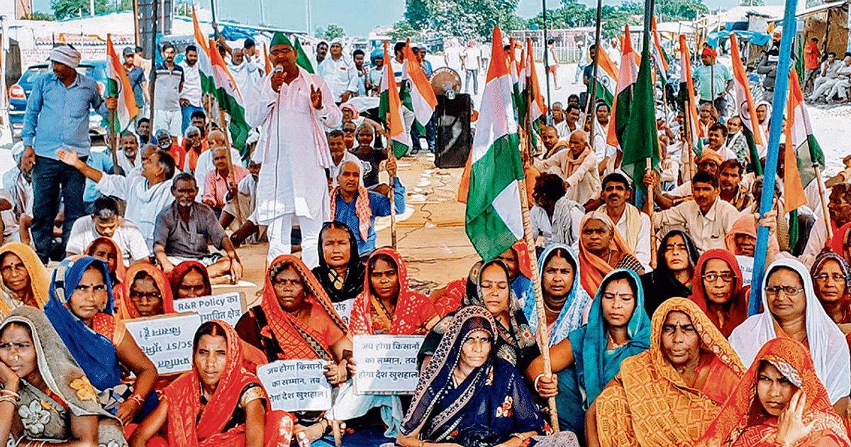 Construction work of Chausa power plant in Buxar stalled, farmers sit on strike with ration and water, protest continues for 359 days