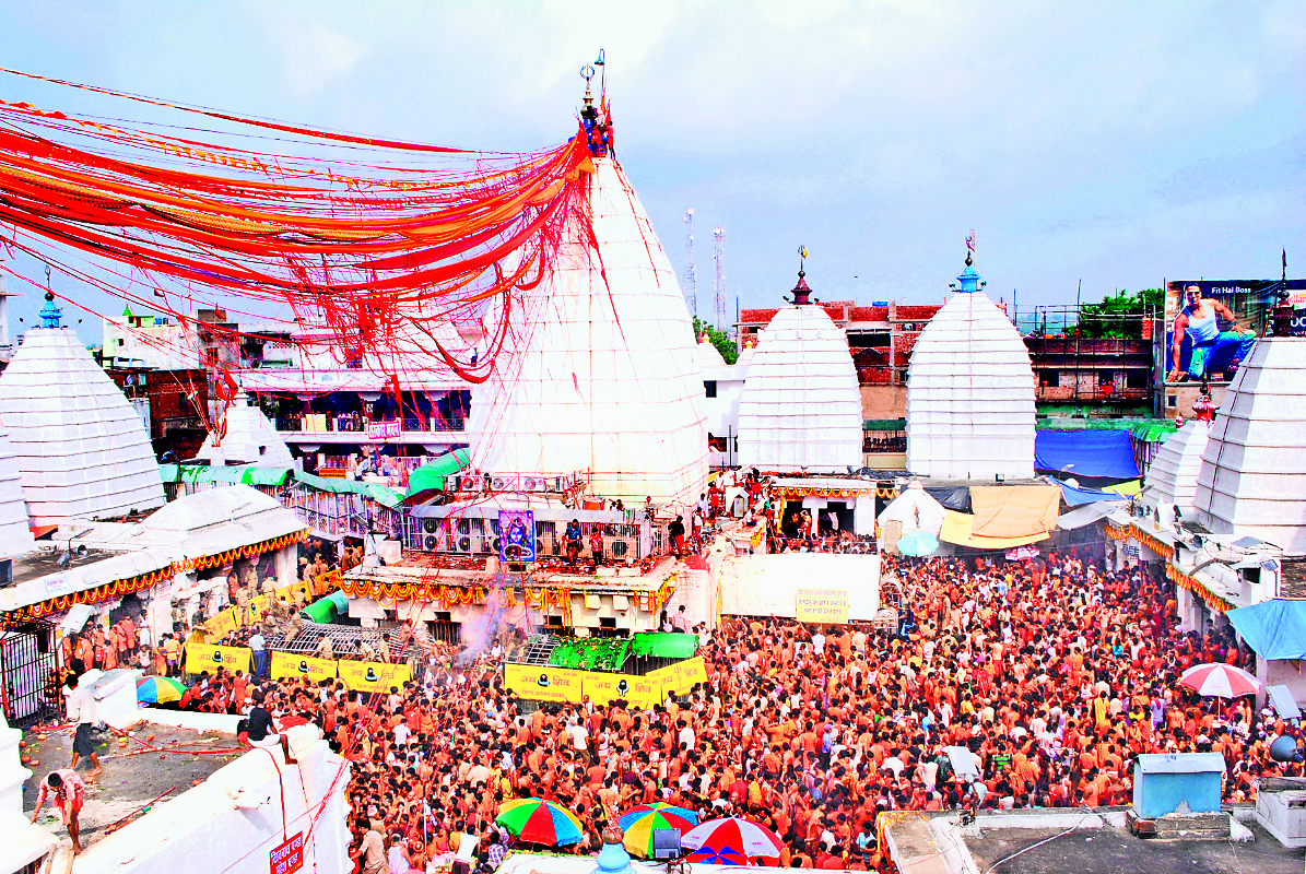 Devotees reached Baidyanath Dham from many provinces, performed Jalabhishek of Baba on Sharad Purnima, devotees performed rituals.