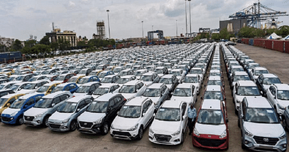 Gorakhpur: Huge demand for vehicles on Diwali-Dhanteras, booking of 5000 vehicles has been done so far