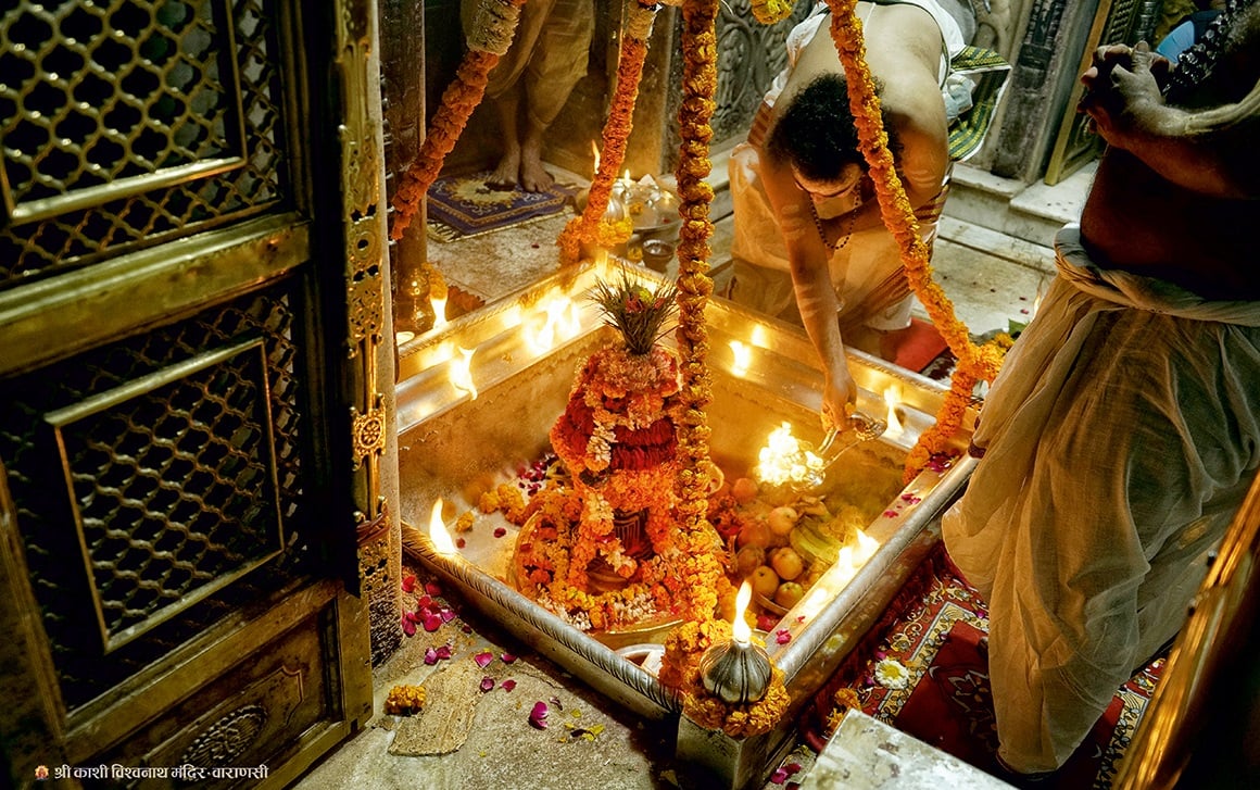 Kashi Vishwanath Temple: Consideration of implementing 'dress code' for devotees in Shri Kashi Vishwanath Temple
