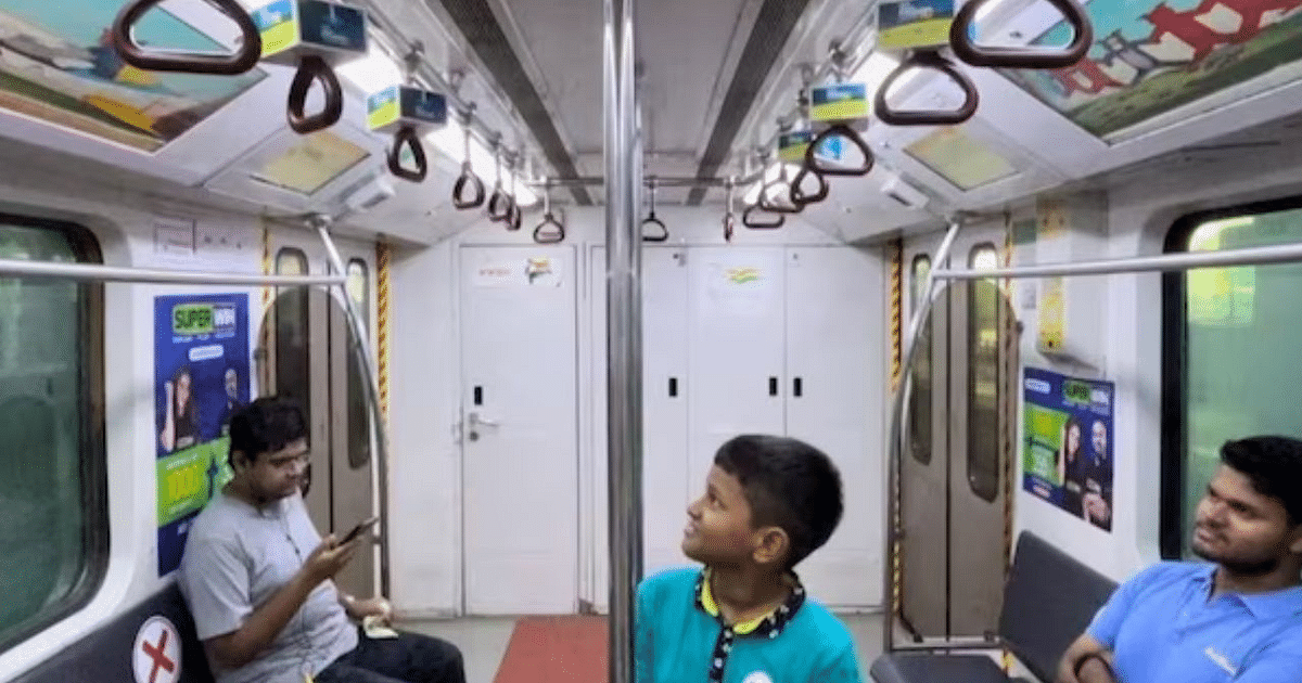 Kolkata: Now children will be entertained in metro train also, they will be able to enjoy cartoon show.