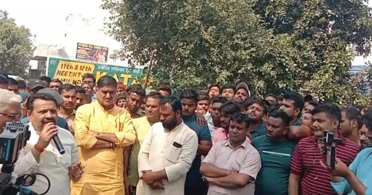 Ram Baraat was going in wrong direction in Aligarh, Inspector filed case against both Hindu and Muslim parties