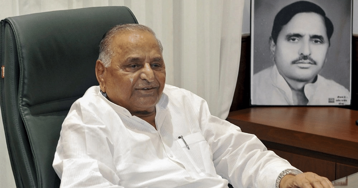 SP leaders pay tribute to Mulayam Singh Yadav on his first death anniversary, know his 55 years of political journey from Dangal