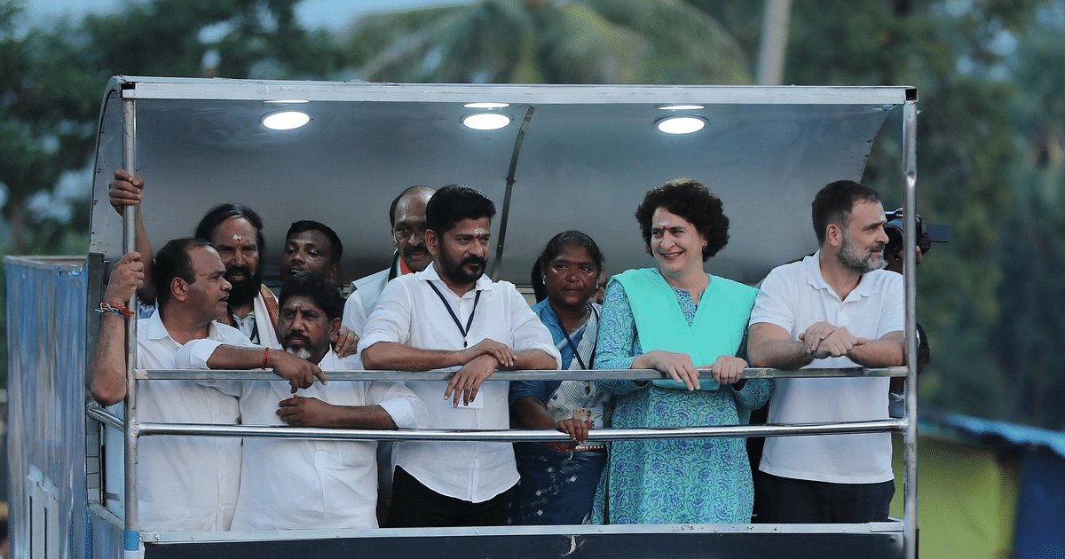 Telangana Polls: Congress sounded the election trumpet in Telangana!  Rahul-Priyanka roared with bus journey