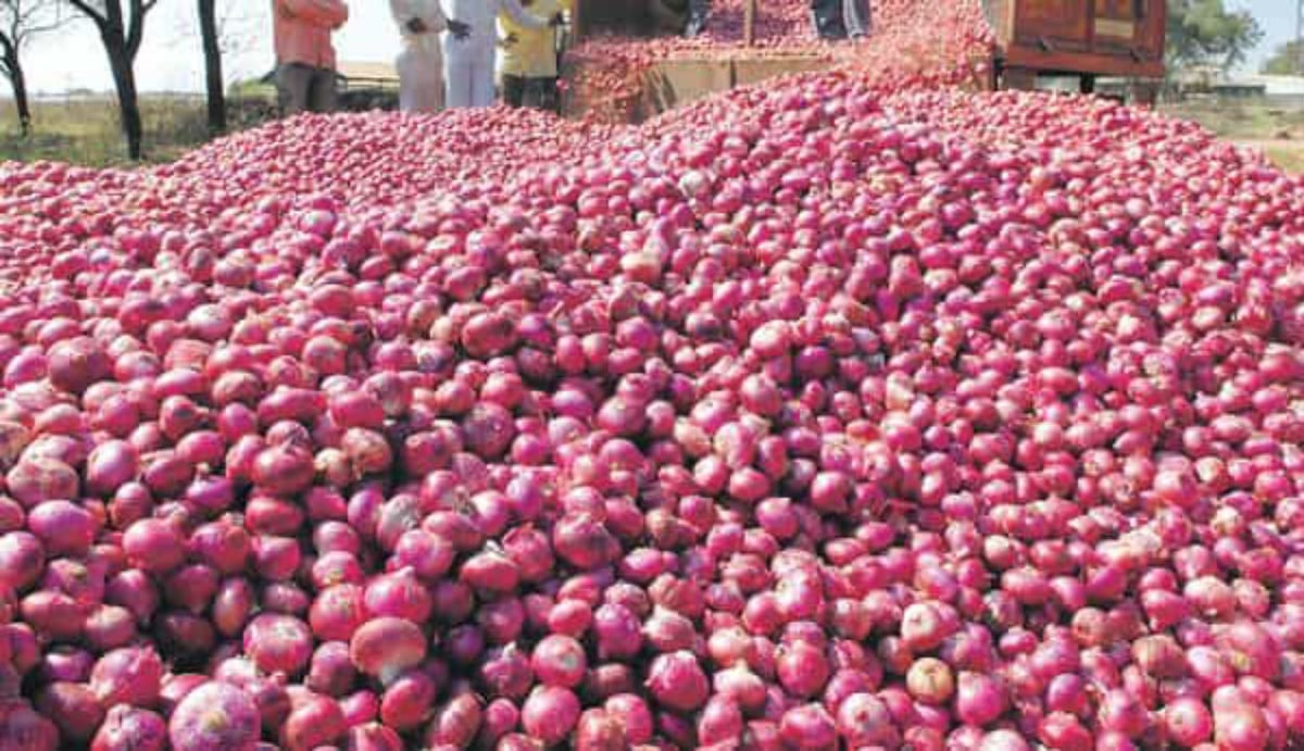 UP News: After tomato, onion's orgy, now the rate is expected to hit a century with Rs 80 per kg, know when the price will reduce.