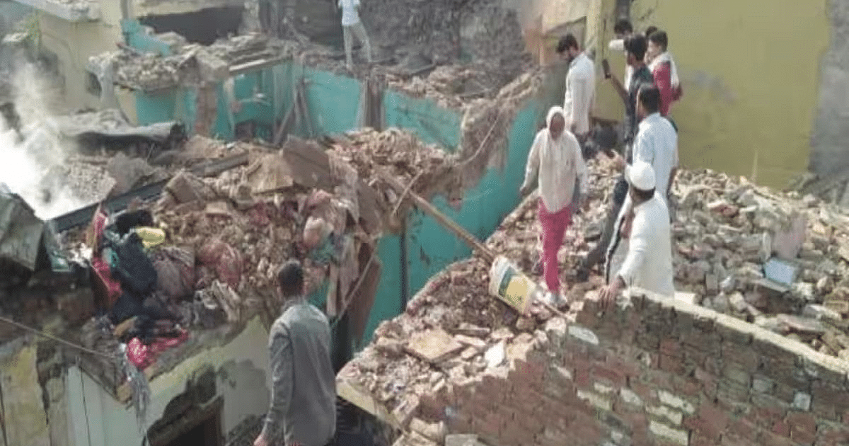 UP News: Explosion in firecracker factory in Meerut shakes the area, two killed and many injured, rescue operation underway