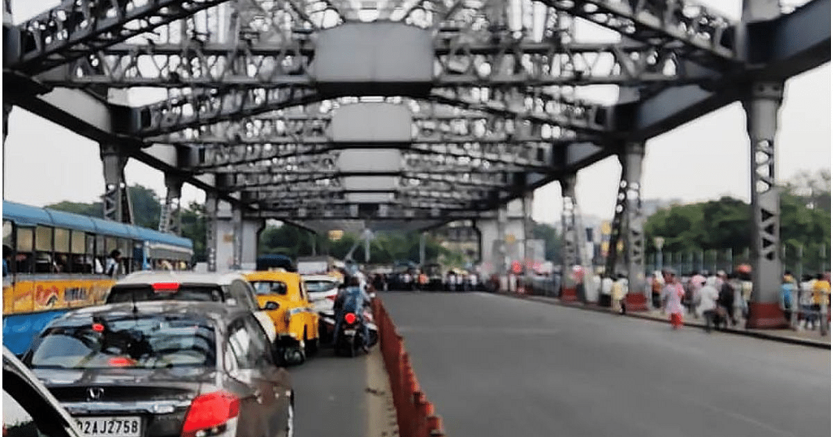 WB News: Toto drivers took out a rally, Howrah Bridge to Central Kolkata closed, know what is the reason...