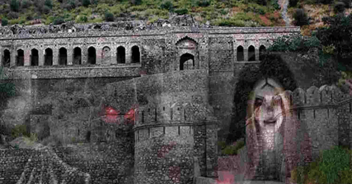 What is the secret of Bhangarh Fort?  Has Tantrik really done black magic on this, know the whole story here
