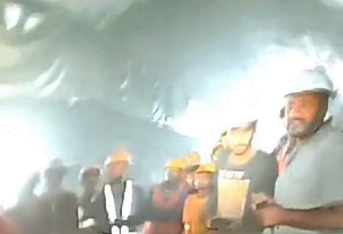 How are 41 laborers trapped in Uttarkashi Tunnel surviving for the last 10 days? CCTV video surfaced 
