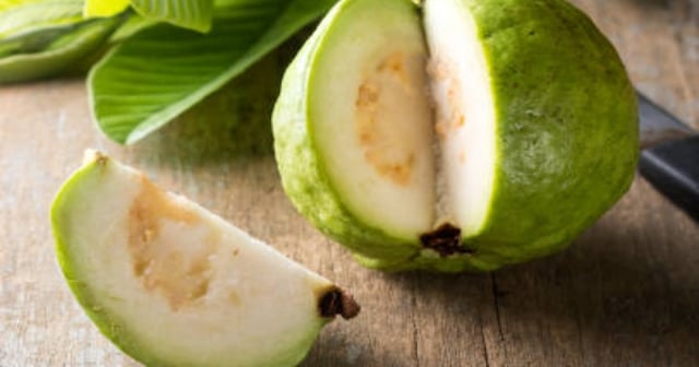 Guava is a powerhouse of fiber, takes care of heart and mind along with weight loss.