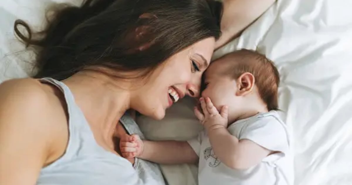 Is it a good idea to sleep with your baby? Know what science says about it