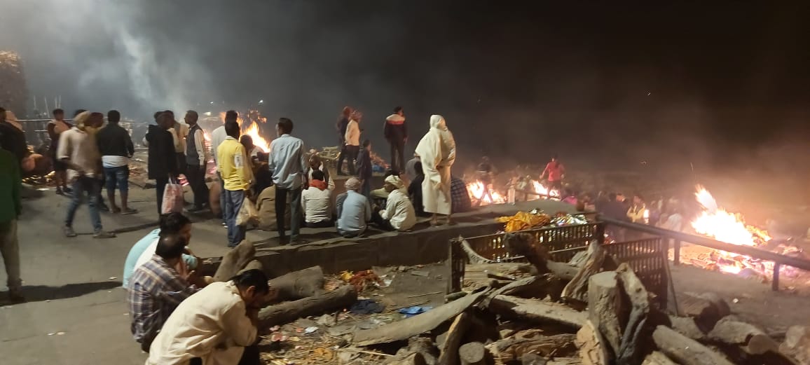 Banaras: The dead wake up on the banks of the holy Ganga in a night full of liveliness, the flames of Manikarnika Ghat never extinguish.