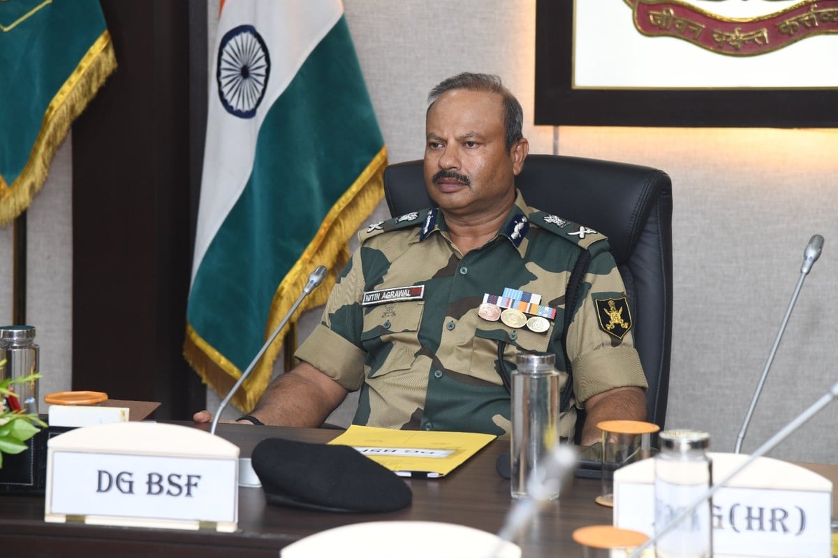 BSF DG Nitin Agarwal's big statement on Bangladeshi infiltration before Amit Shah's visit to Jharkhand