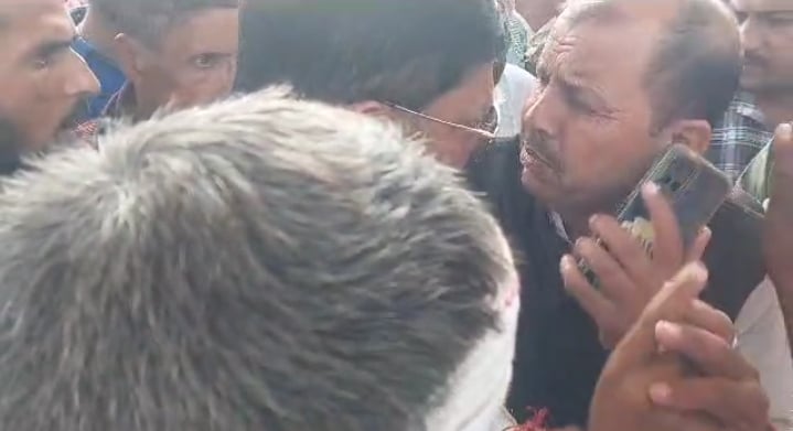 Bareilly: Farmer dies after being beaten by police, BJP MLA and SP District President clash during last rites, video goes viral