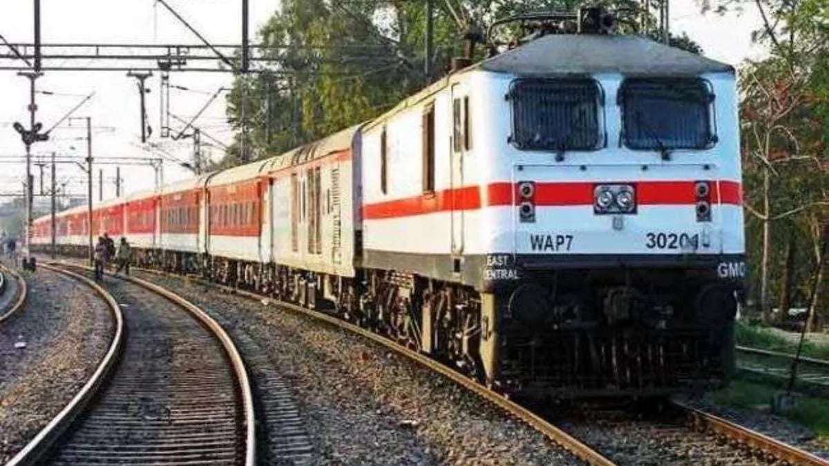 Chhath Special Trains: Passengers will get great relief from Gorakhpur-Panvel Chhath special train, know the stoppage-schedule.