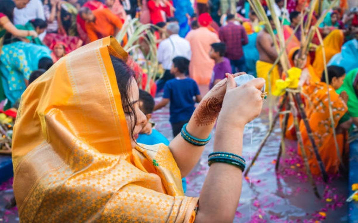 Chhath is not only a religious ritual but also has scientific and social significance.