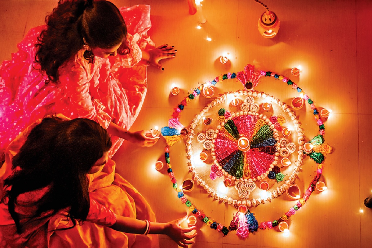 Demand for home decoration items increased due to Diwali, these things are attracting customers