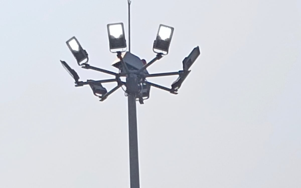 Dhanbad: Even after maintenance during the festival, more than five hundred street lights are still on, know what officials say