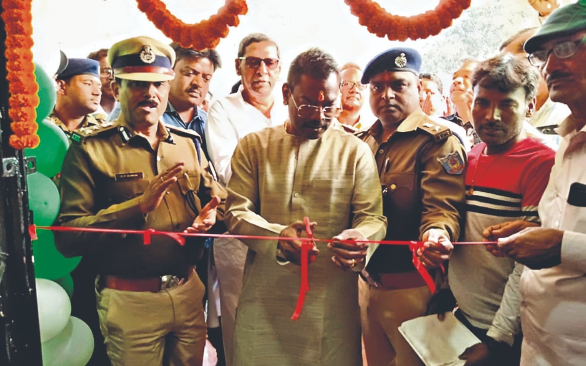 Dumka: MLA Basant Soren inaugurated the newly constructed building of Nagar and Masliya police station, gave this advice to the police