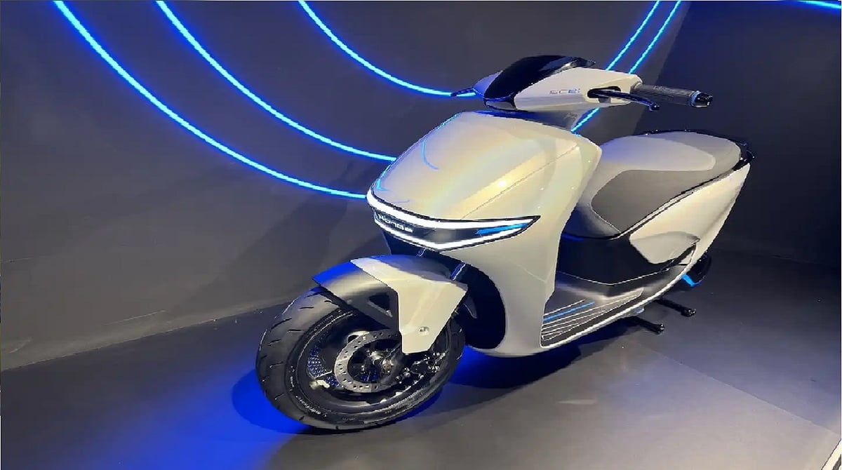 Honda is going to bring a new electric scooter with swappable battery, 100 km range on full charge.