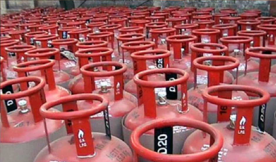 Inflation hits before Diwali!  LPG cylinder price increased by ₹ 100, condition of our city