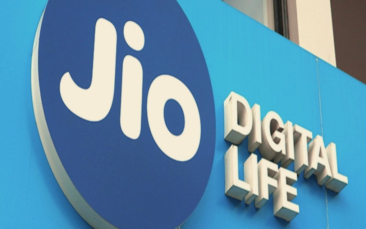Jio News: Jio started call and internet service in Silkyara tunnel within 12 hours
