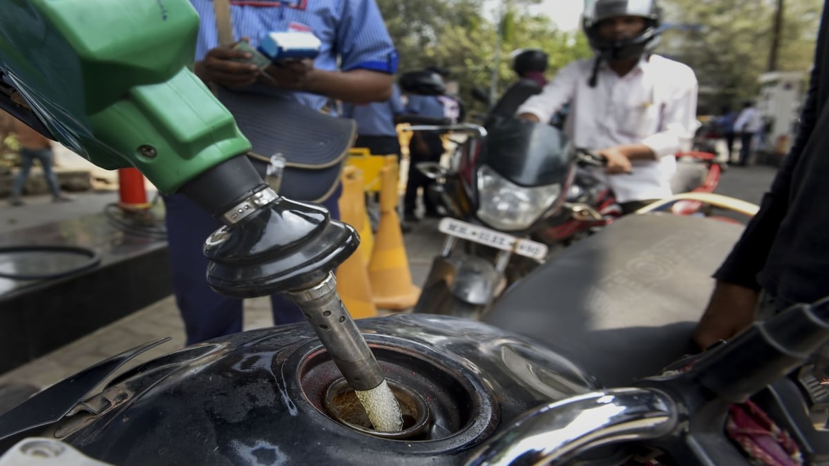 Petrol-Diesel Price: Crude oil prices fell by 3%, know the rates of petrol and diesel from Delhi to Bihar.