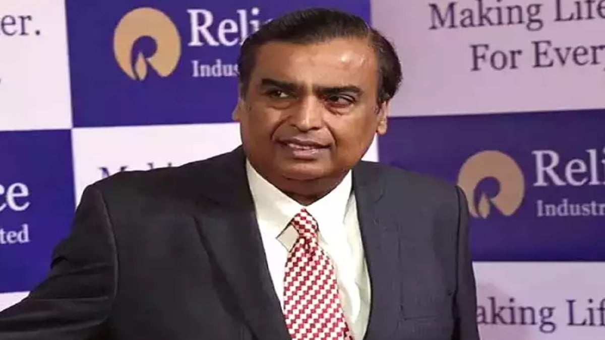 Police arrested 2 in the case of threatening emails received by Mukesh Ambani, Rajveer had made ID in the name of Shadab Khan.
