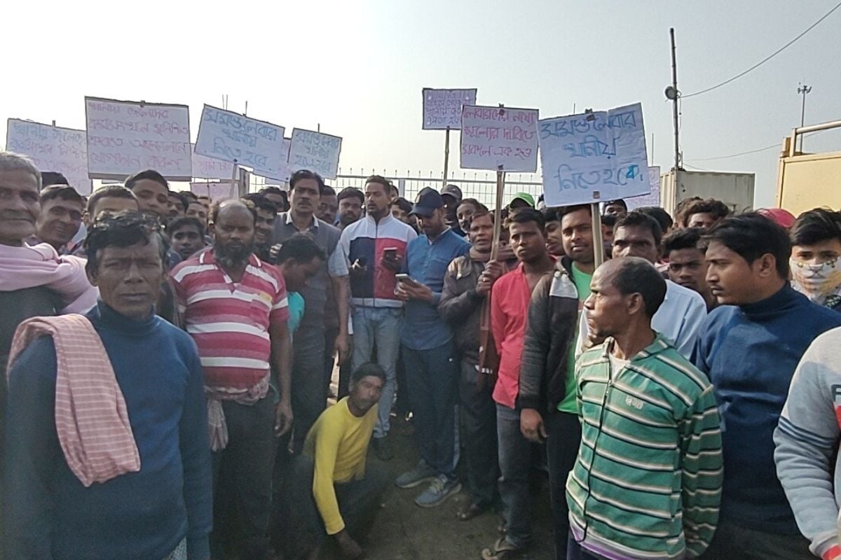 WB News: Villagers stopped work and protested against Kankasa Coal Company.