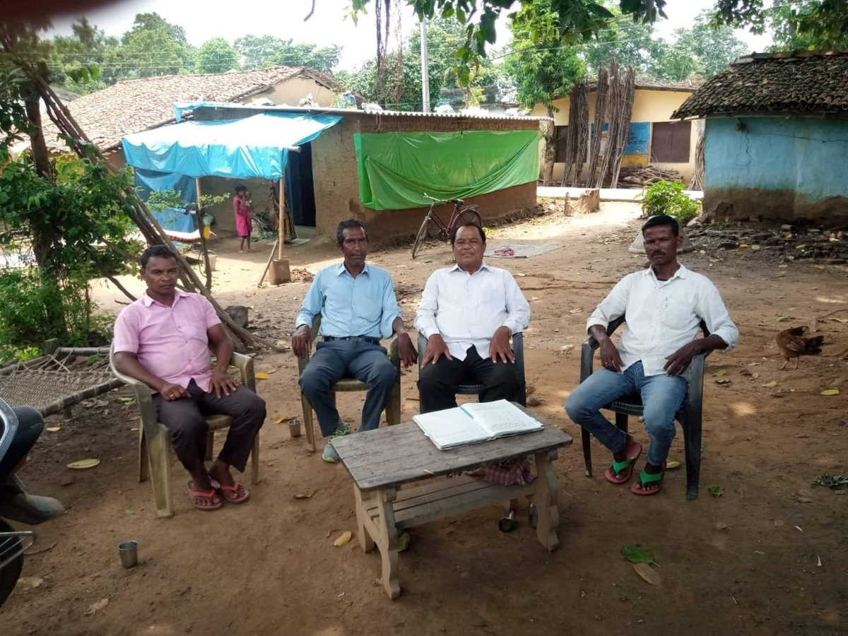 West Singhbhum: District level Bhuiyan Social Welfare Committee meeting concluded in Kera village.