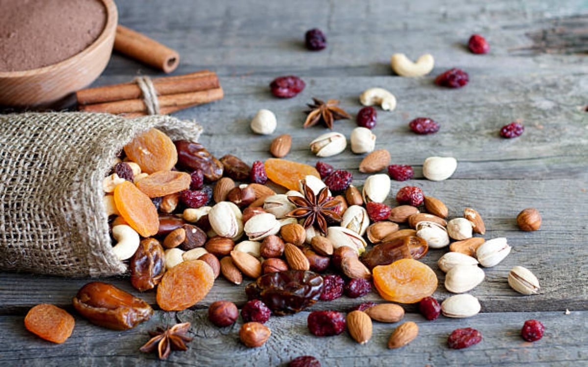 Make dry fruits easily at home, try these easy solutions