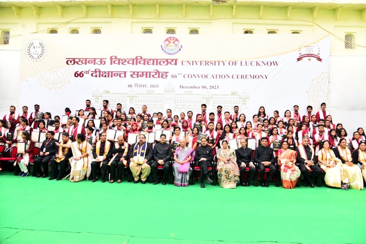 PHOTOS: Meritorious students honored at the 66th convocation of Lucknow University, see photos