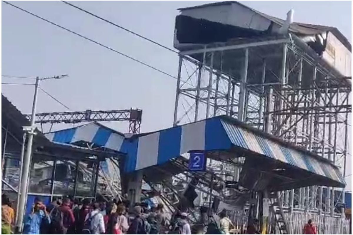 PHOTOS: Water tank collapses at Burdwan station, 3 dead, chaos created