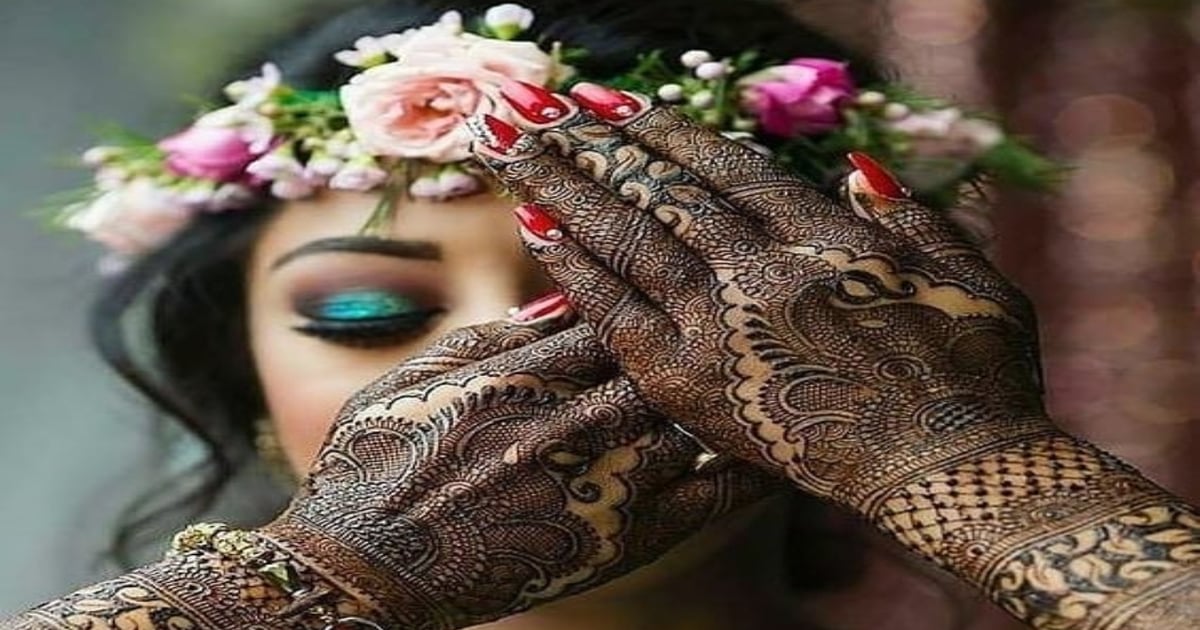 Best Mehndi Designs: Make your wedding season special, see beautiful mehndi designs for the bride and her friends.