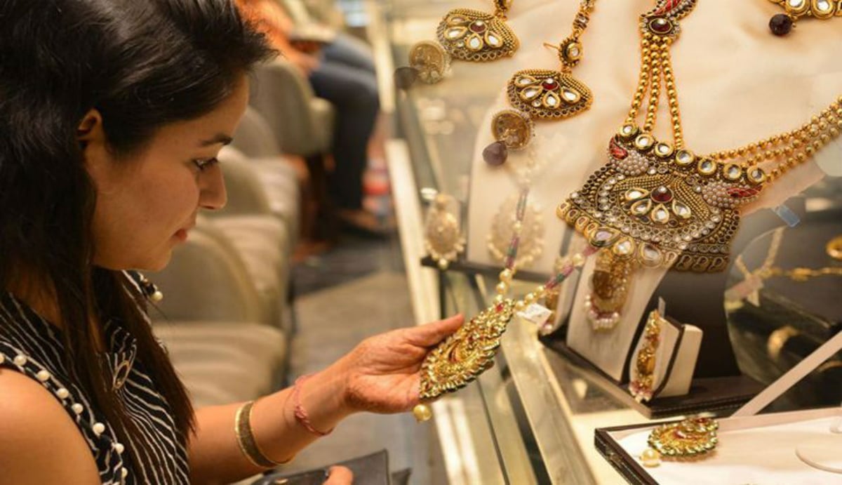 Gold-Silver Price: Gold is out of pocket again, price of silver increased by Rs 1000, know what is the price in your city.