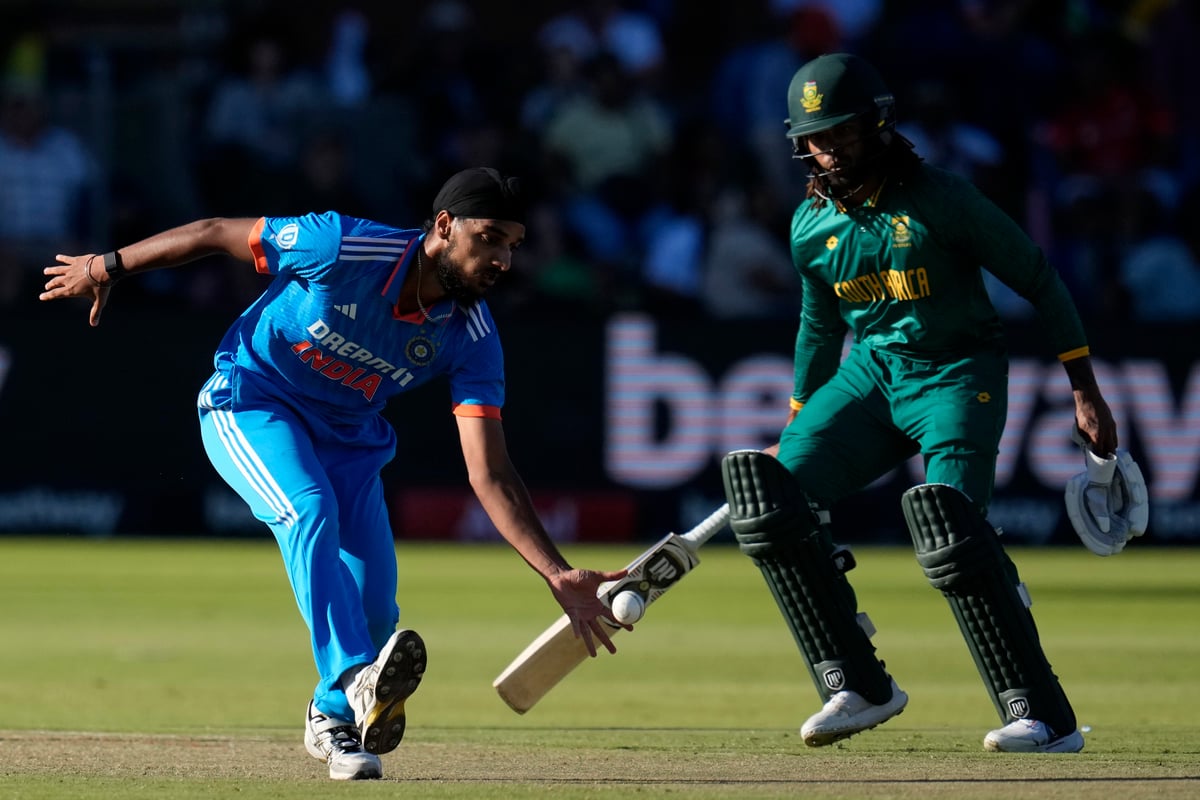 IND vs SA: South Africa defeated India by 8 wickets in the second ODI, Tony De Jorji's unbeaten century